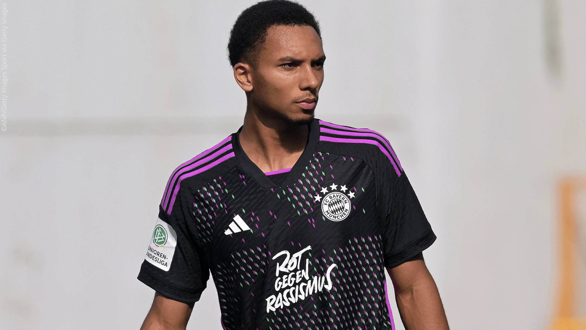 Manuba feiert Kaderdebüt in der Champions League