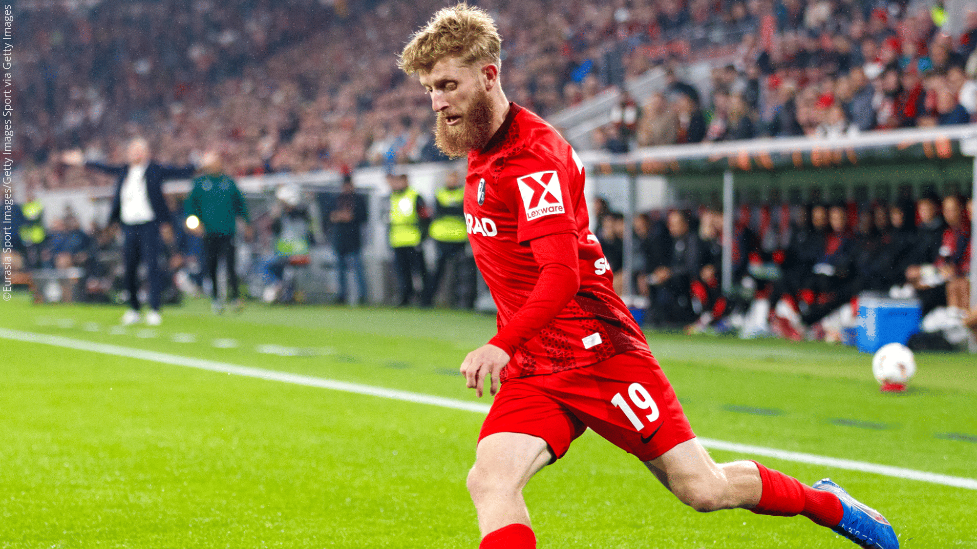 Beste verlässt das Feld angeschlagen