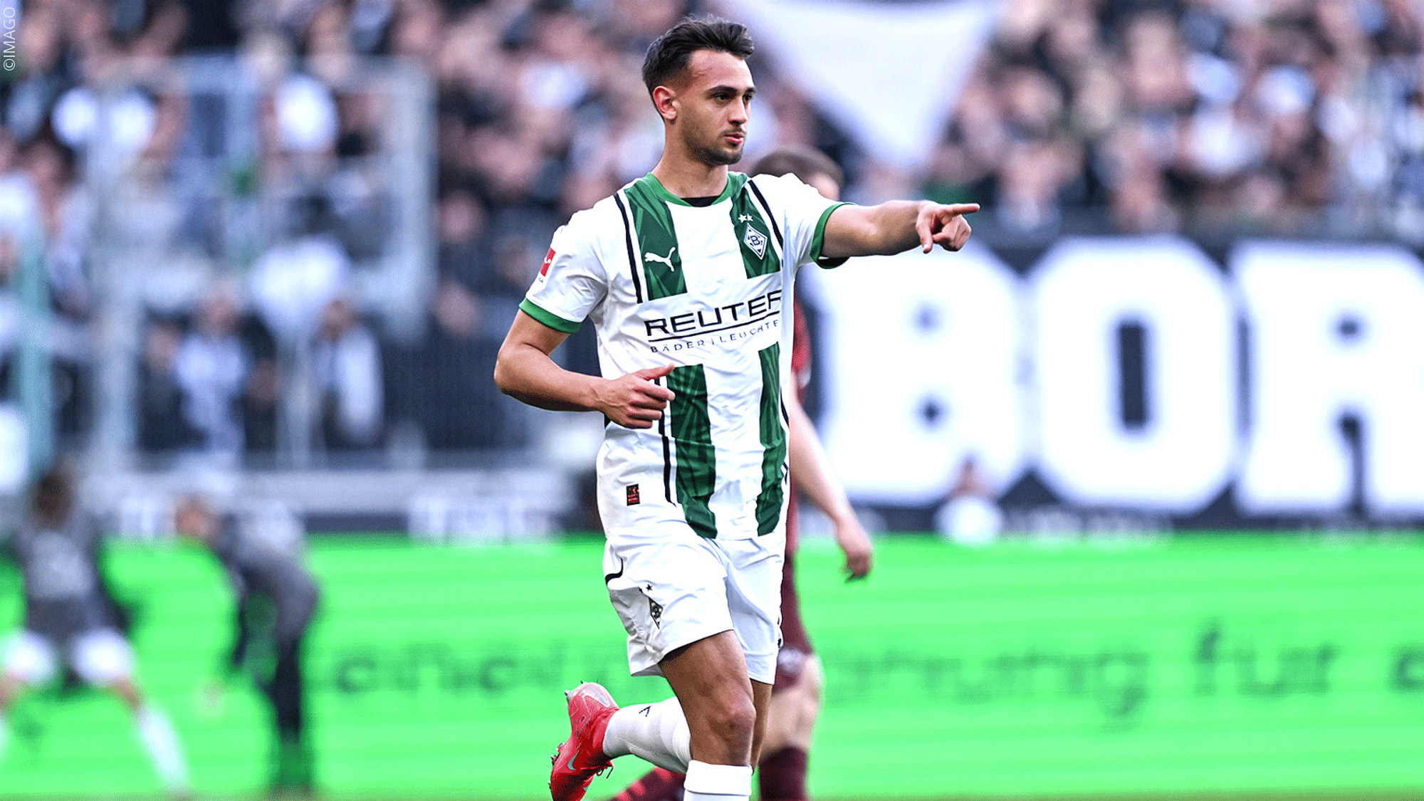 Chiarodia mit Wadenproblemen vom Platz