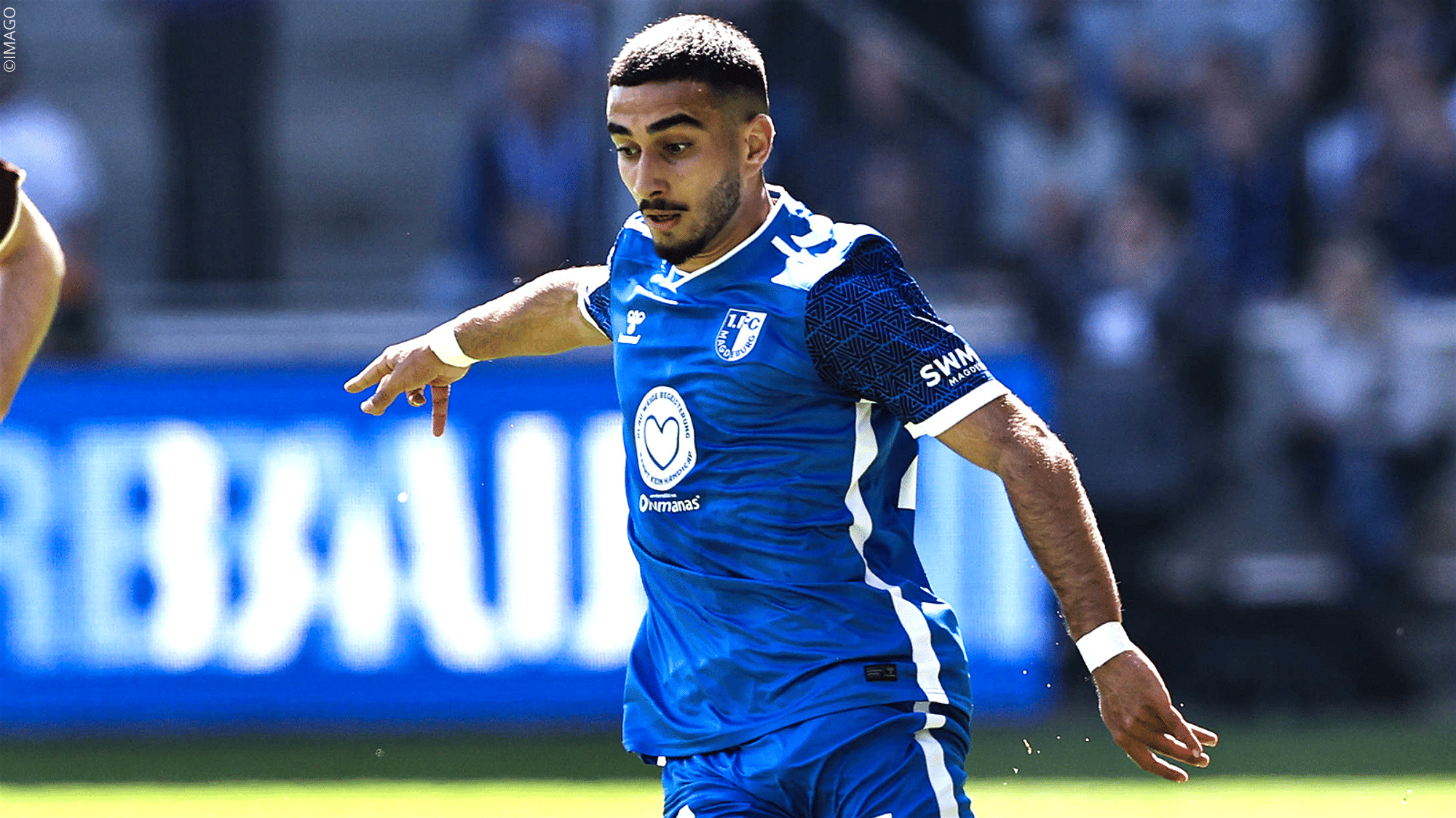 Burcu meldet sich auf dem Platz zurück