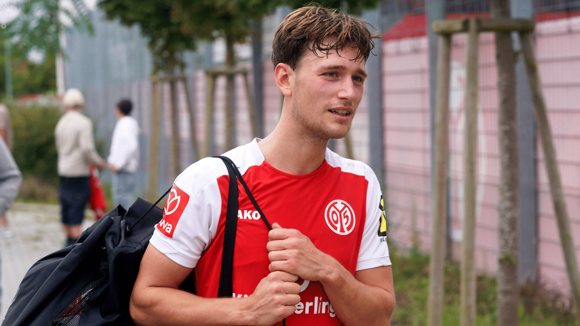 Henriksen lässt Bøving-Rolle gegen Leipzig offen
