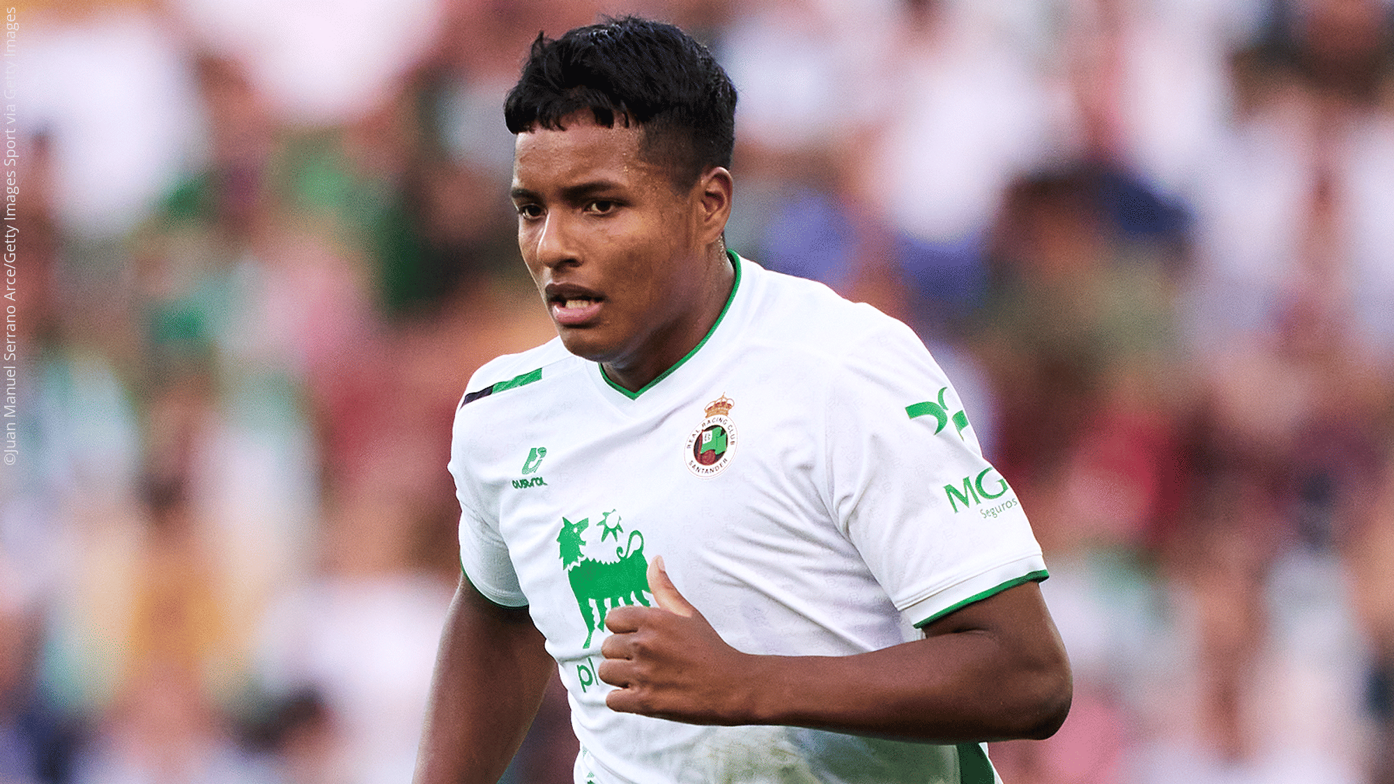 Stuttgart buhlt um Racing-Stürmer Arévalo