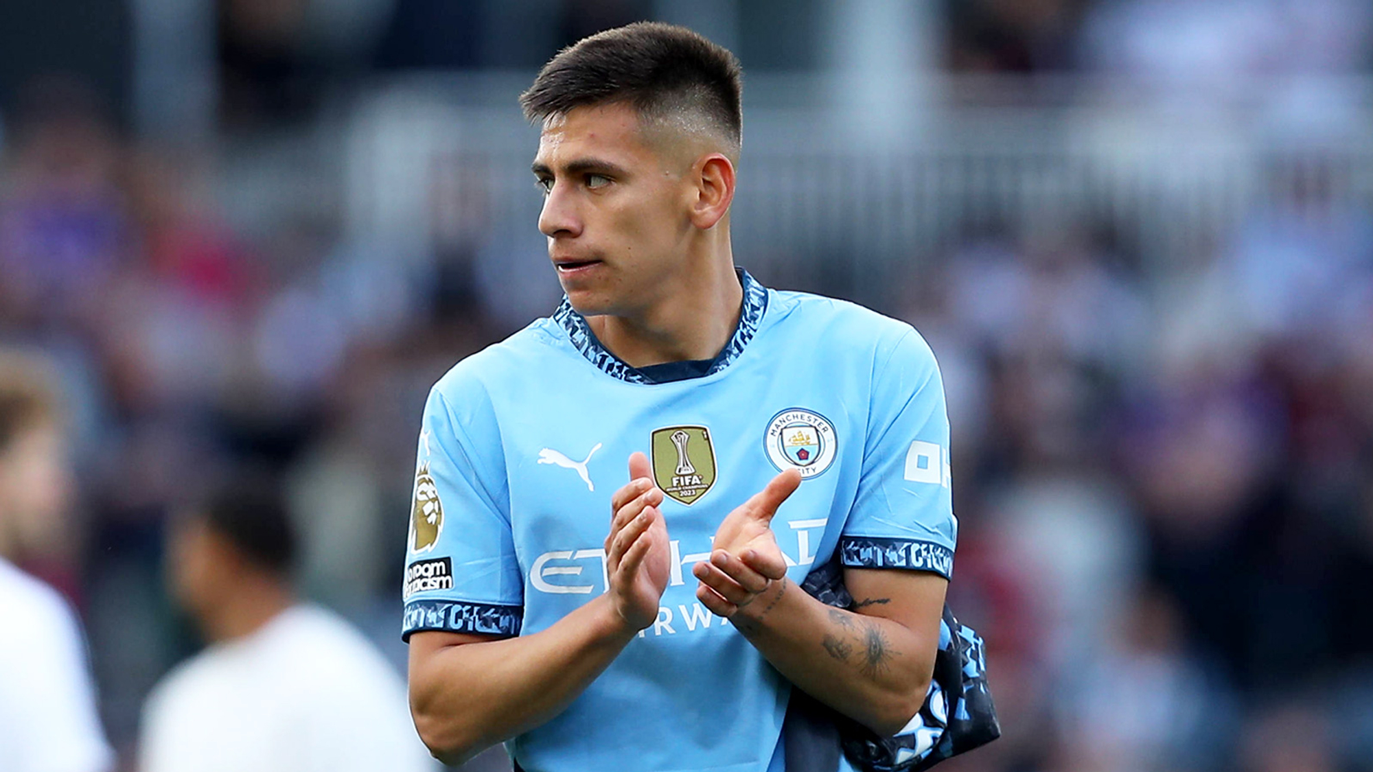 Offiziell: Leverkusen leiht Echeverri aus