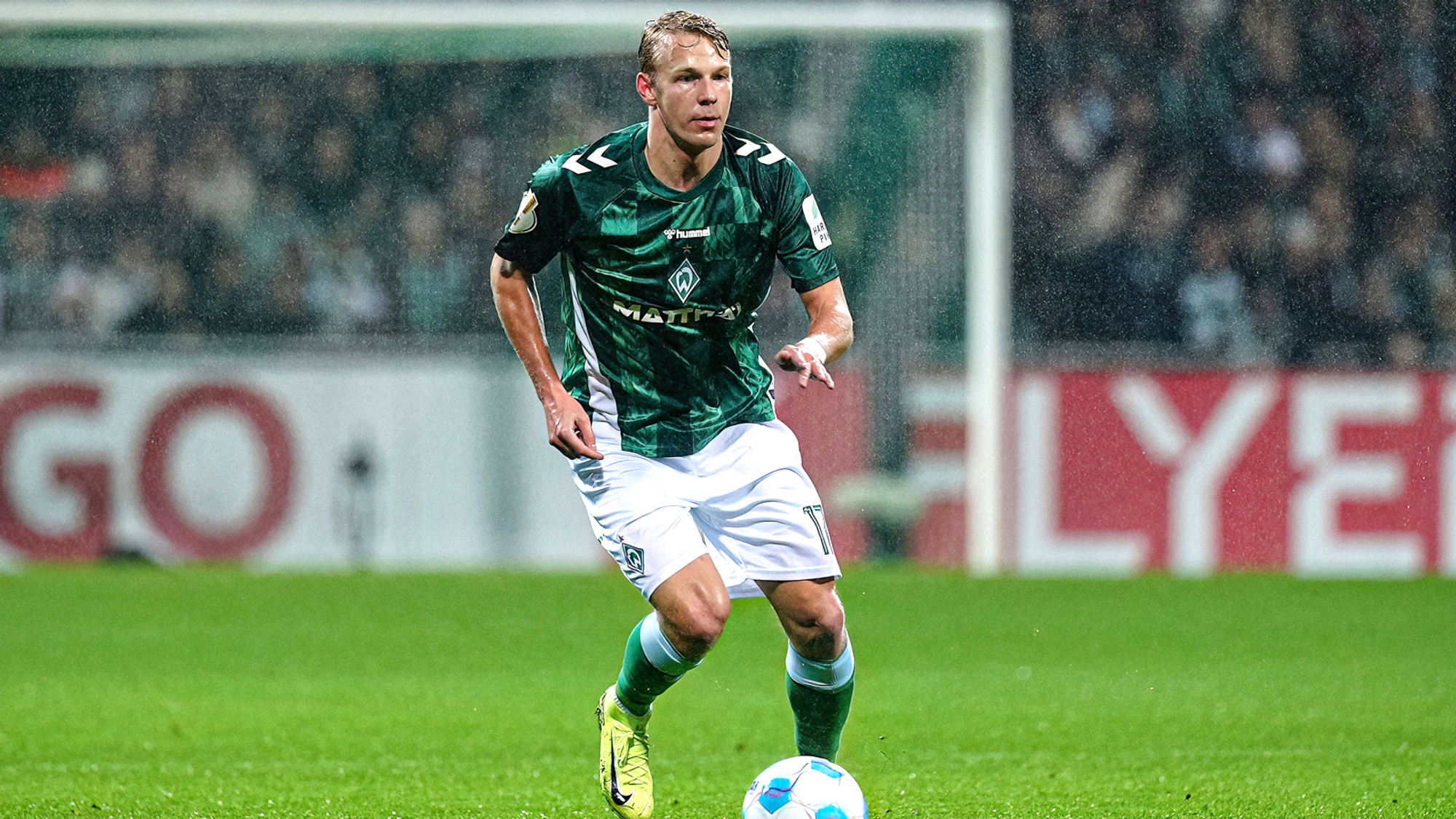 Grüll knickt um – Bremer Sorgen wachsen