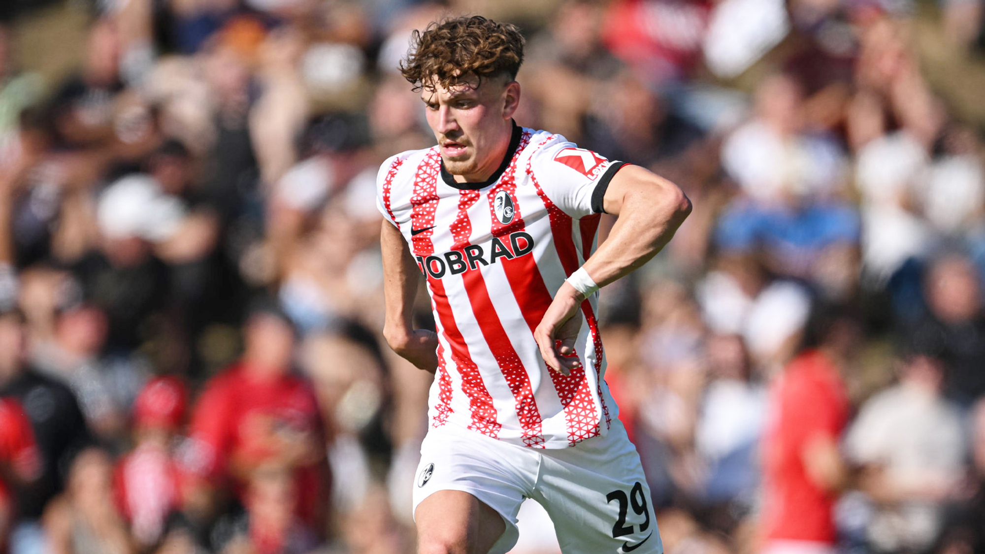 Treu nimmt teilweise am Teamtraining teil