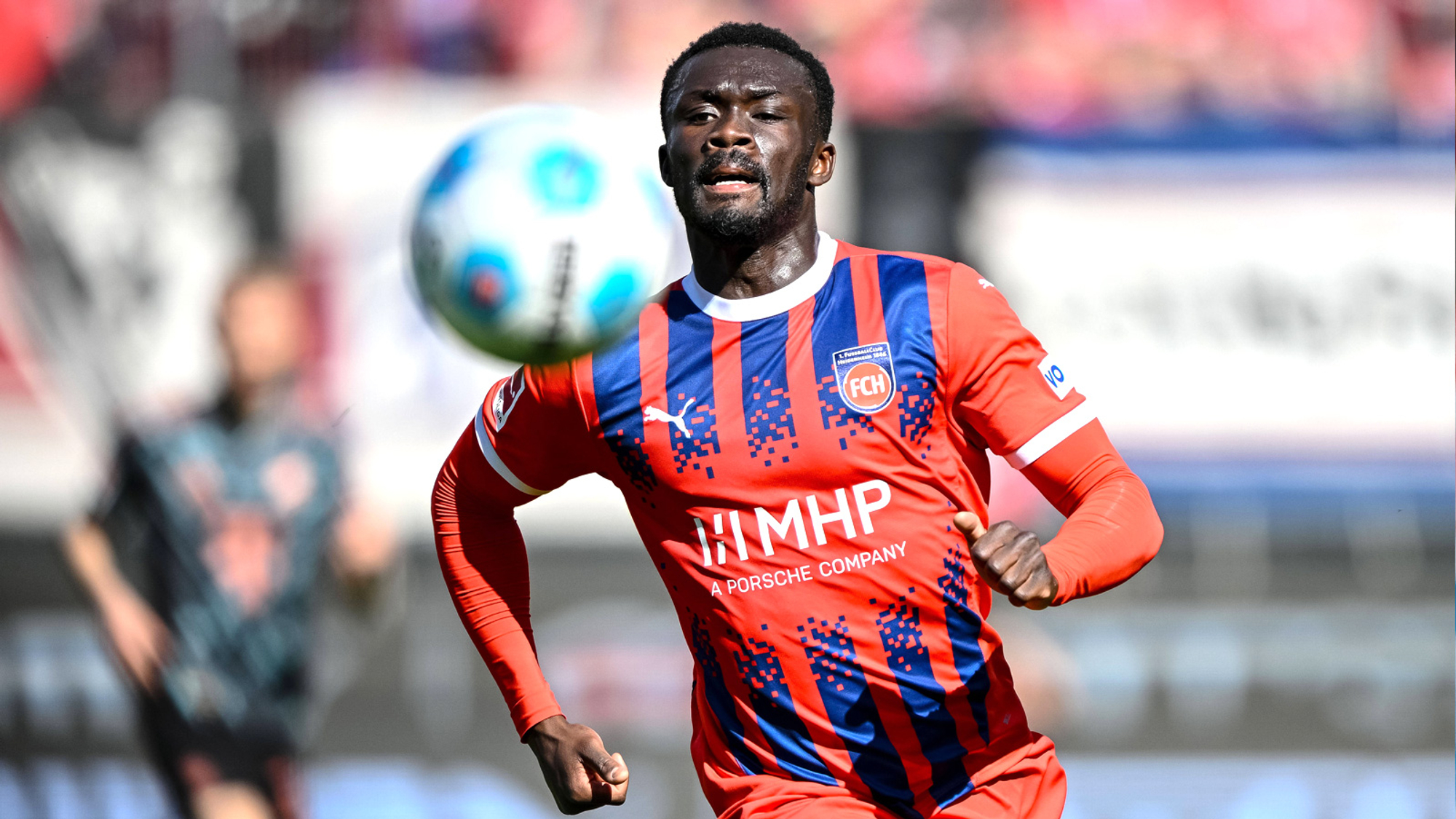 Conteh fehlt im Kader gegen Wolfsburg