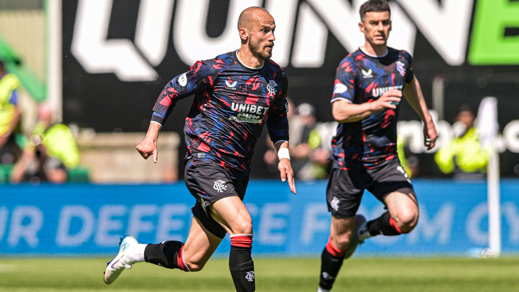 Wölfe verkünden Černý-Wechsel zu Beşiktaş