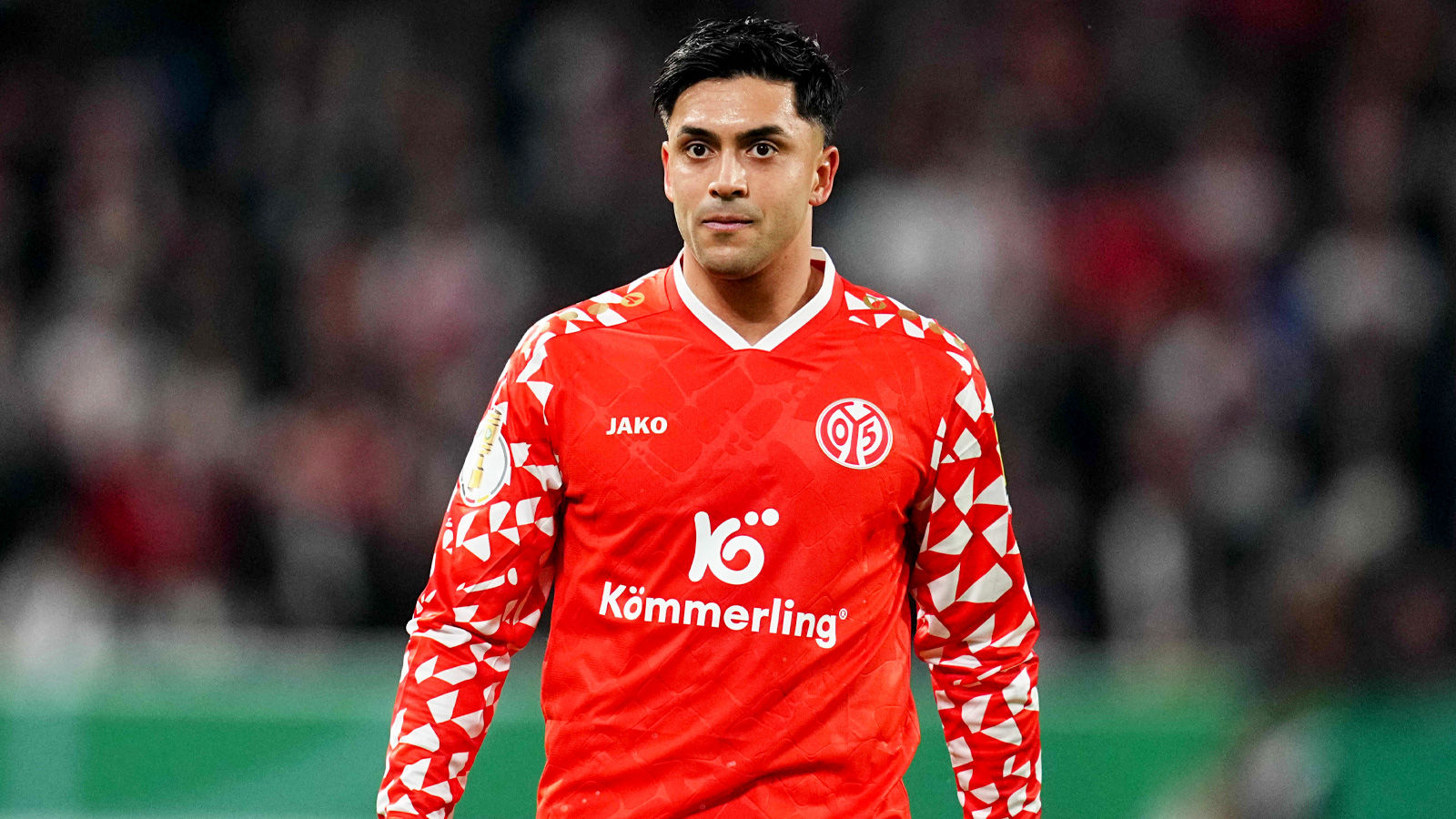 nadiem-amiri-mainz-25-26.jpg