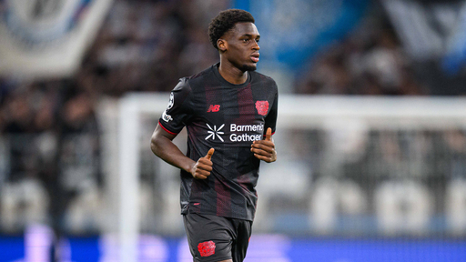 ernest-poku-bayer-04-leverkusen-2025-2026.jpg