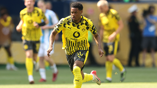 julien-duranville-borussia-dortmund-25-26_getty.png