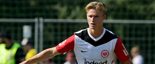 noah-fenyoe-eintracht-frankfurt-2024-25.jpg