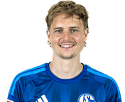 finn-porath-schalke-2627.png