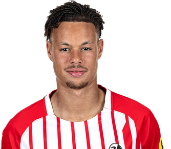 derry-scherhant-freiburg-2627.png