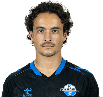 mika-baur-paderborn-2627.png