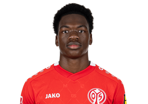 Rael Nakuzola