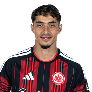 fares-chaibi-frankfurt-2627.png